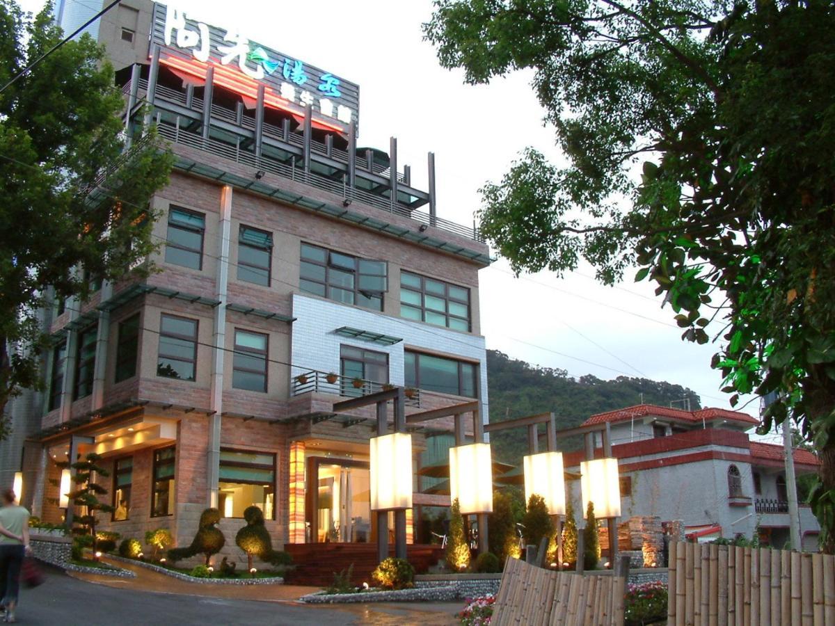 A-San Hot-Spring Hotel Джиаоси Екстериор снимка